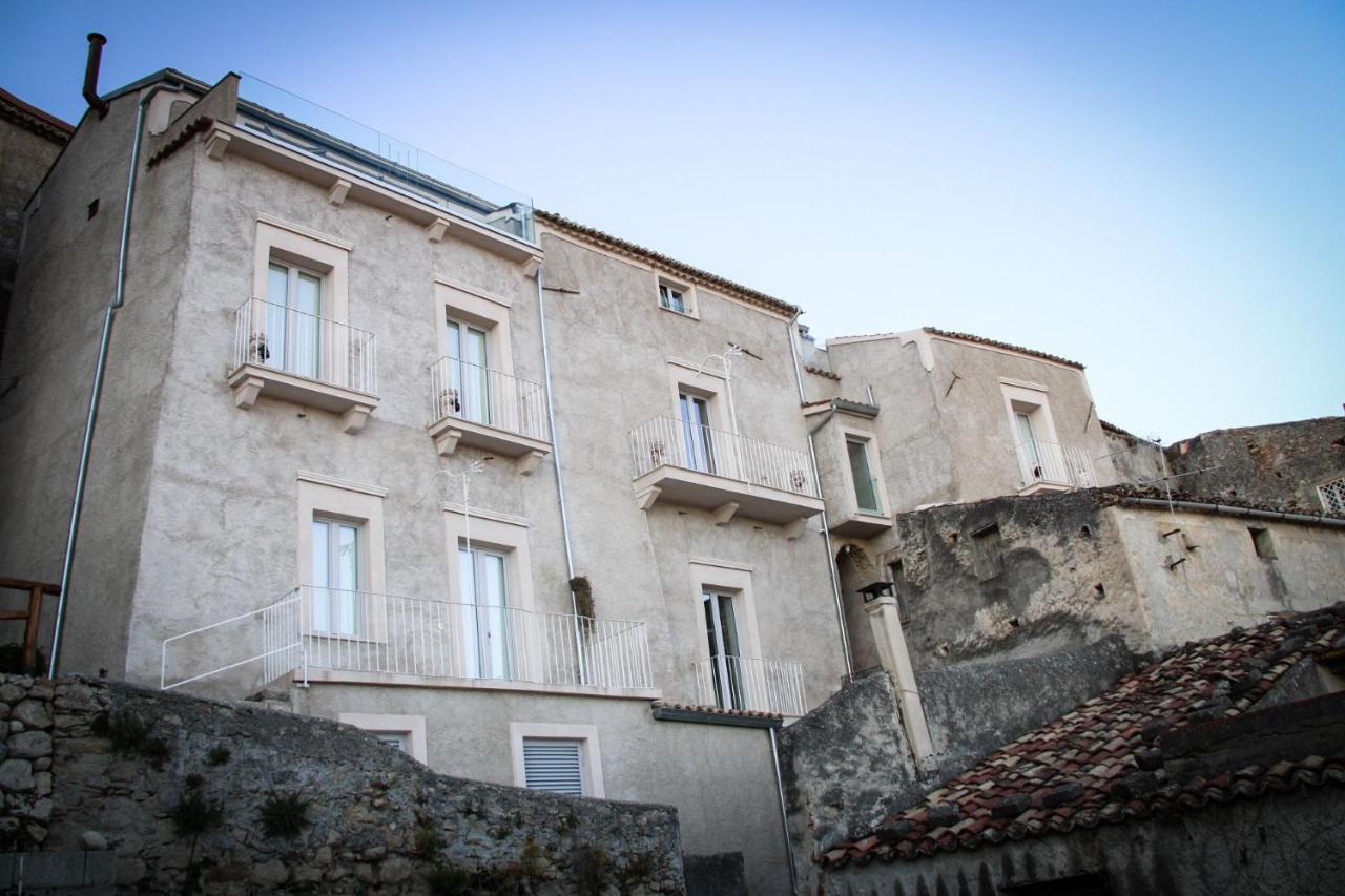 阿曼泰阿Dimora Cavour住宿加早餐旅馆 外观 照片